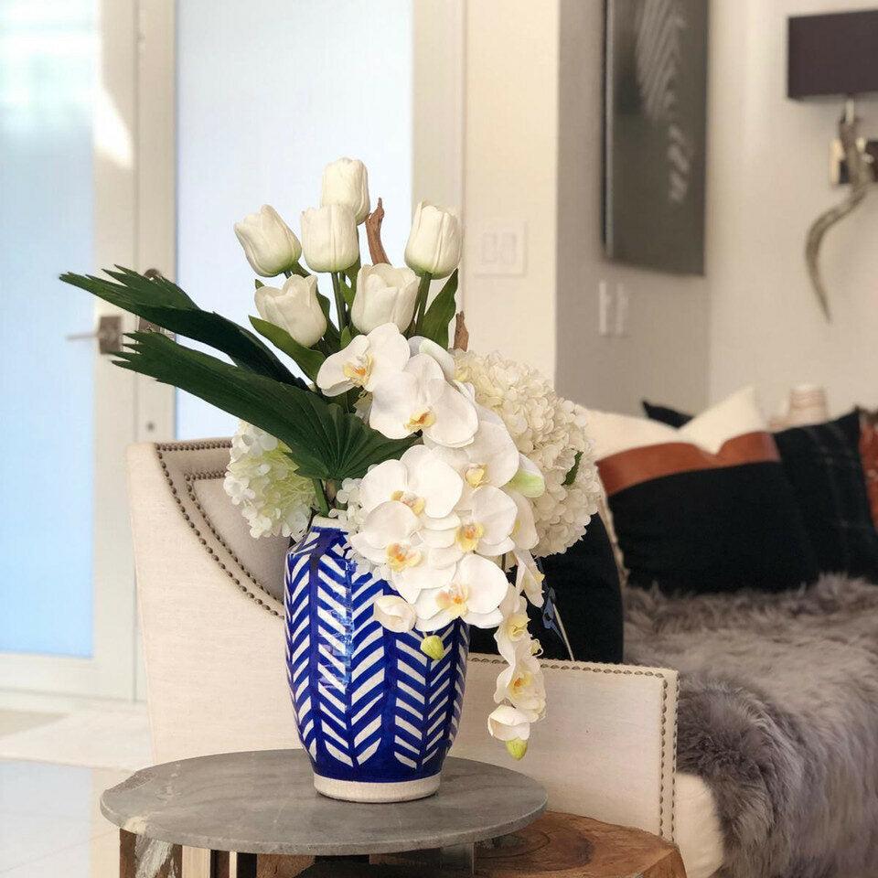 Inca striped vase with mixed bouquet – The Ever Botanic