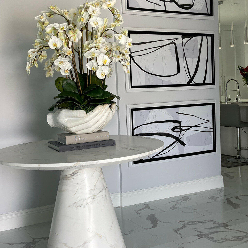 White Phalaenopsis Orchids in Vase with Sculpture "Open Hands" – The Ever Botanic
