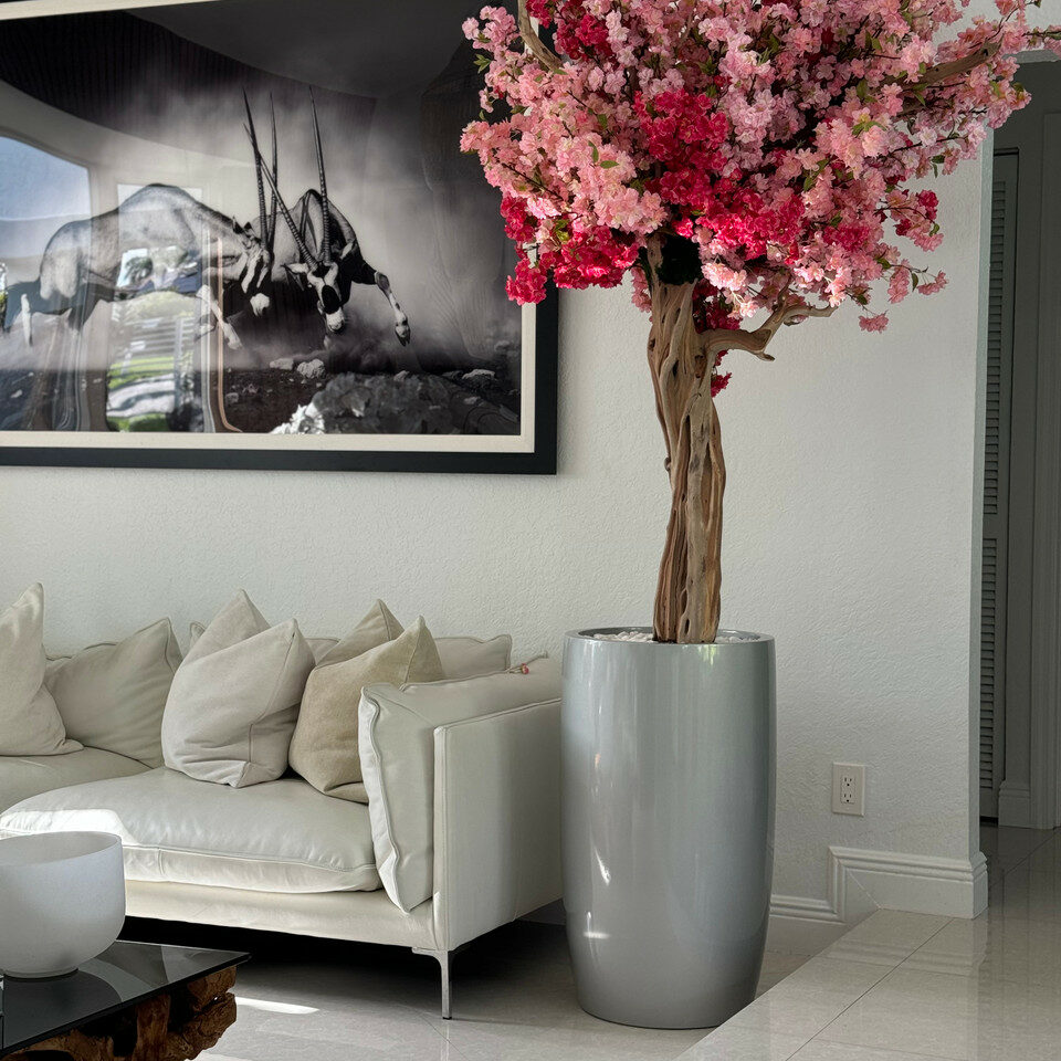 Lisbon Vase in Glossy Silver with Personalized Tri-Colored Pink Cherry Blossoms – The Ever Botanic