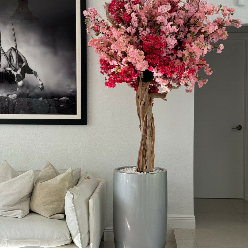 Lisbon Vase in Glossy Silver with Personalized Tri-Colored Pink Cherry Blossoms – The Ever Botanic