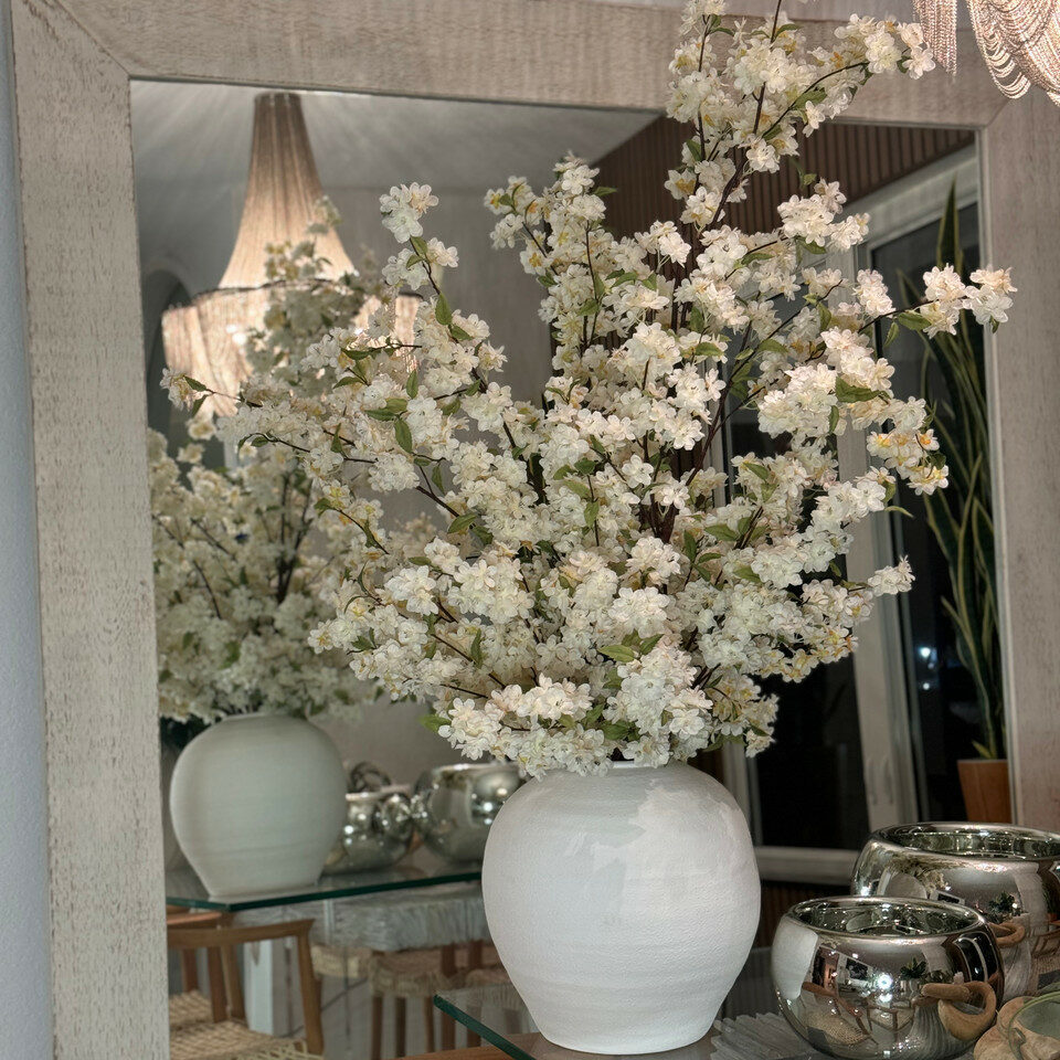 Konos Vase with Cherry Blossom – The Ever Botanic