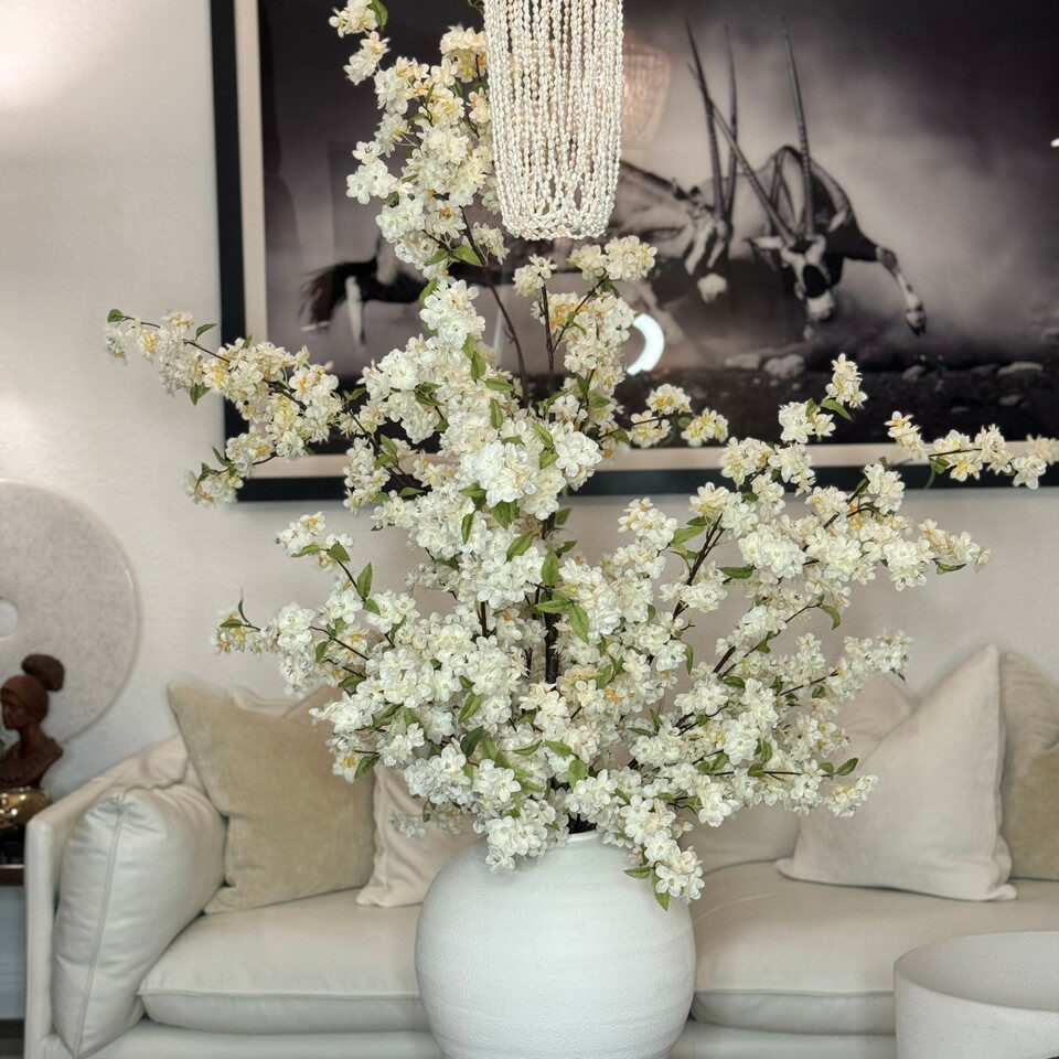 Konos Vase with Cherry Blossoms – The Ever Botanic