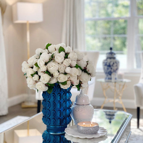 White English Roses in Blue Textured Vase – The Ever Botanic