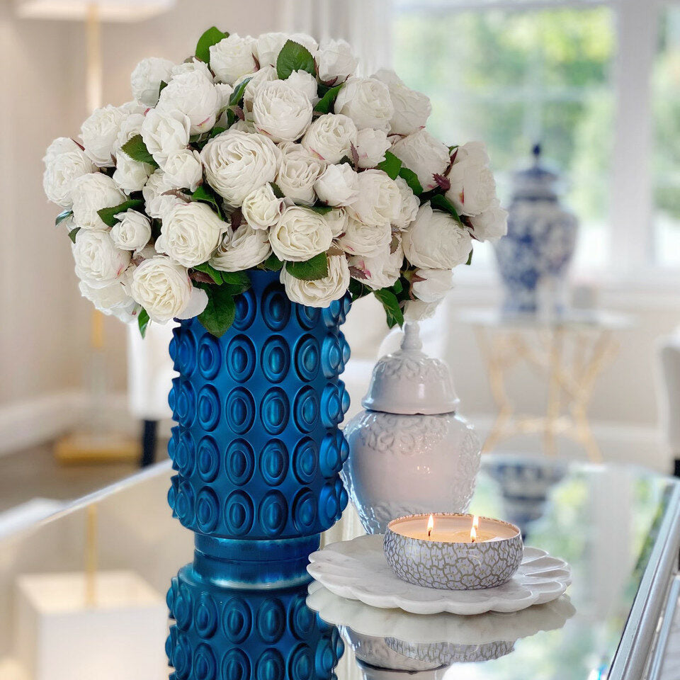 White English Roses in Blue Textured Vase – The Ever Botanic